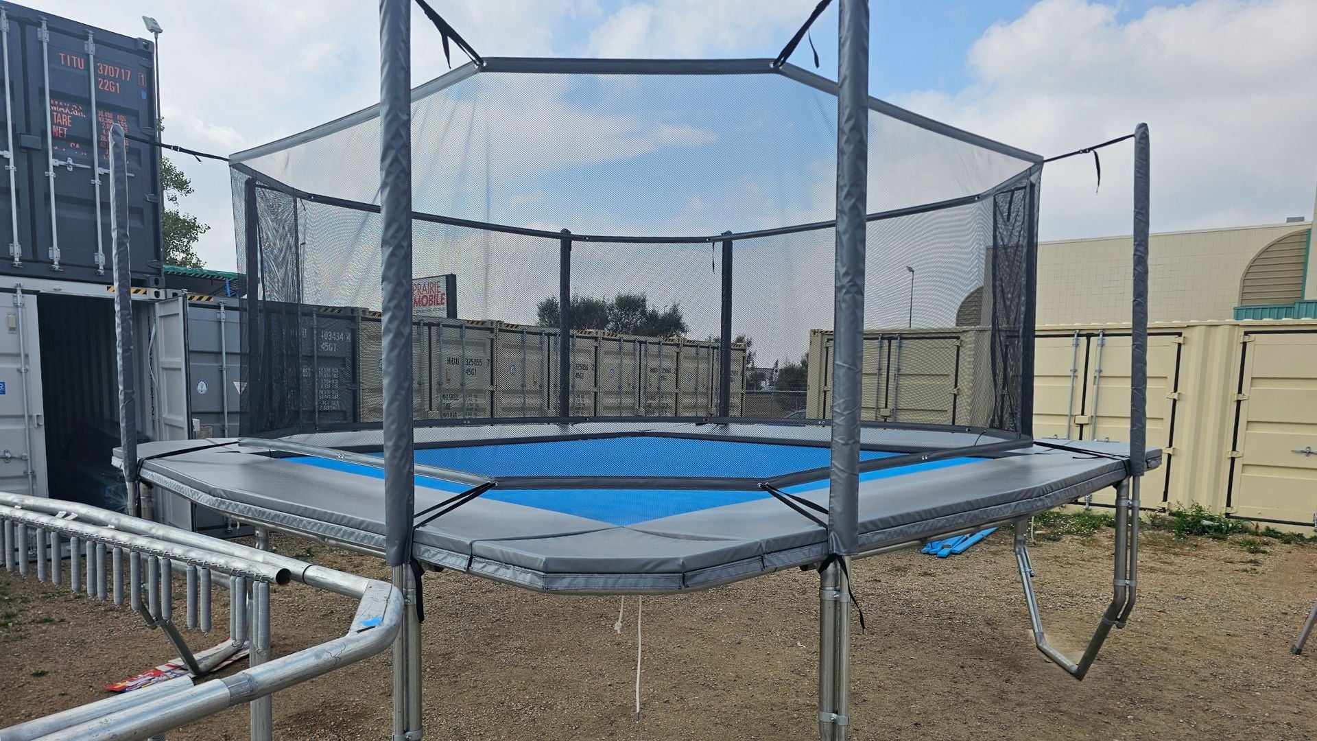 Hyper Tramp enclosure.jpg__PID:8caa8886-fef8-4308-b78f-05a377e59957