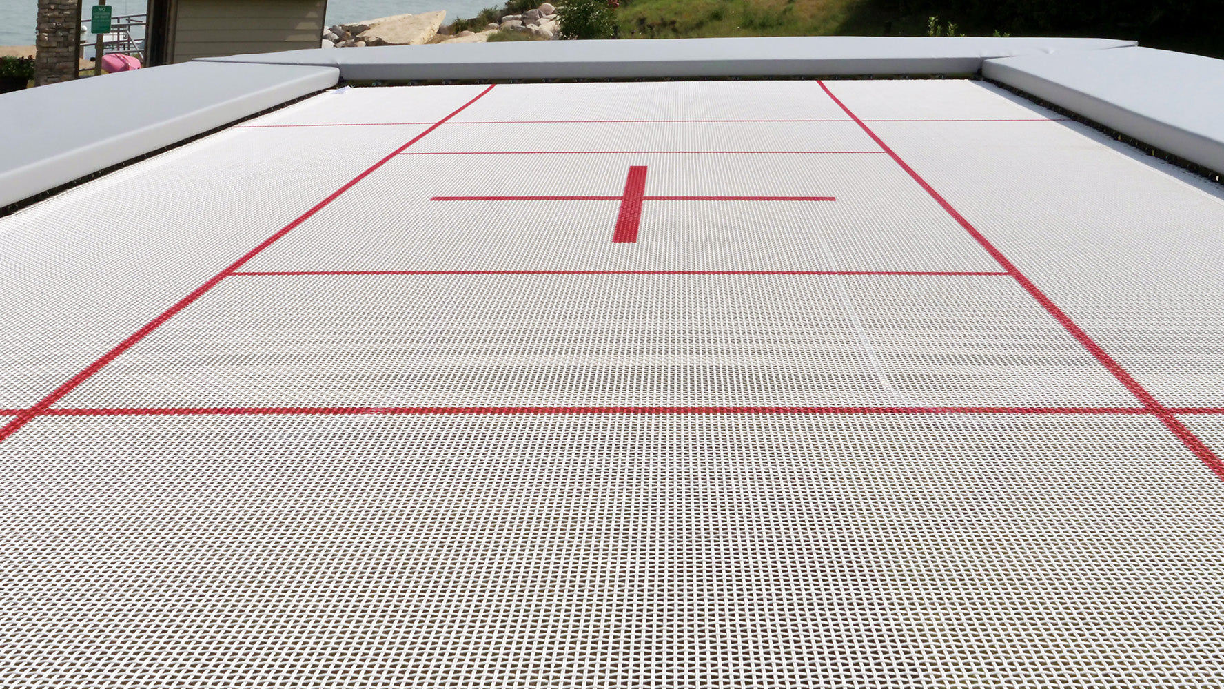 Super Tramp Jump Surface.jpg__PID:d87a0c92-39a8-41dd-a3d8-c8d4bf3f5e7d